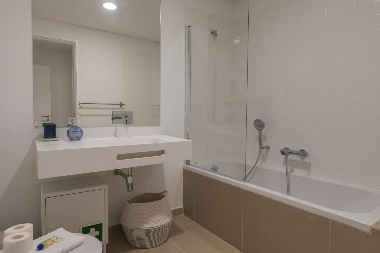 ליסבון Lovelystay - Modern And Colourful Flat In The Heart Of Graca מראה חיצוני תמונה